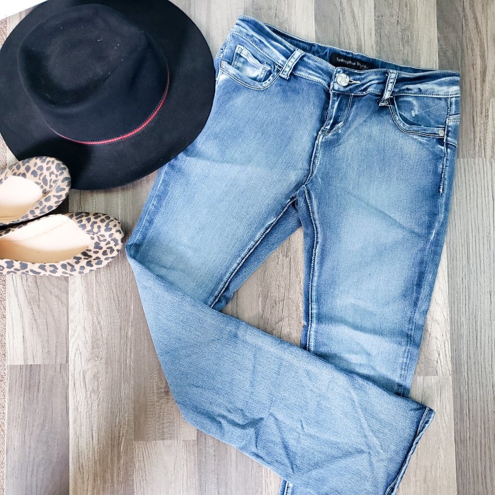 {EUC} Twenty One Black Jeans